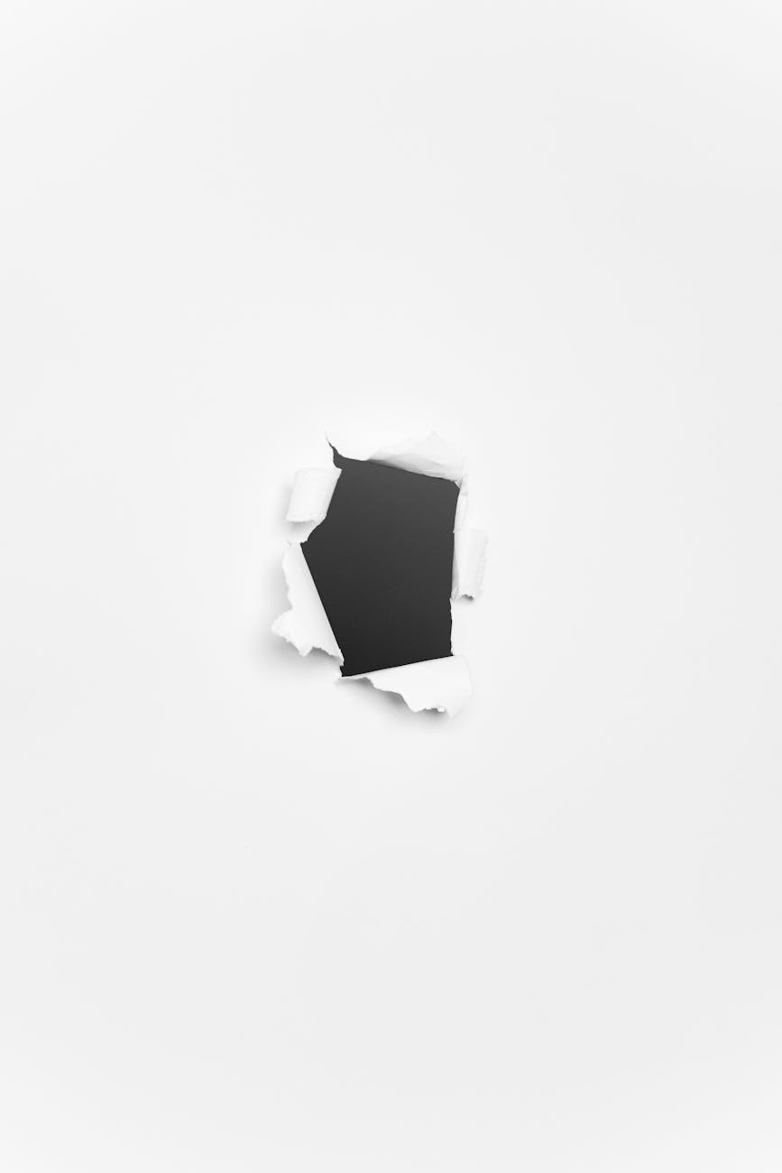 Exploring the Use of Negative Space in Graphic Design
